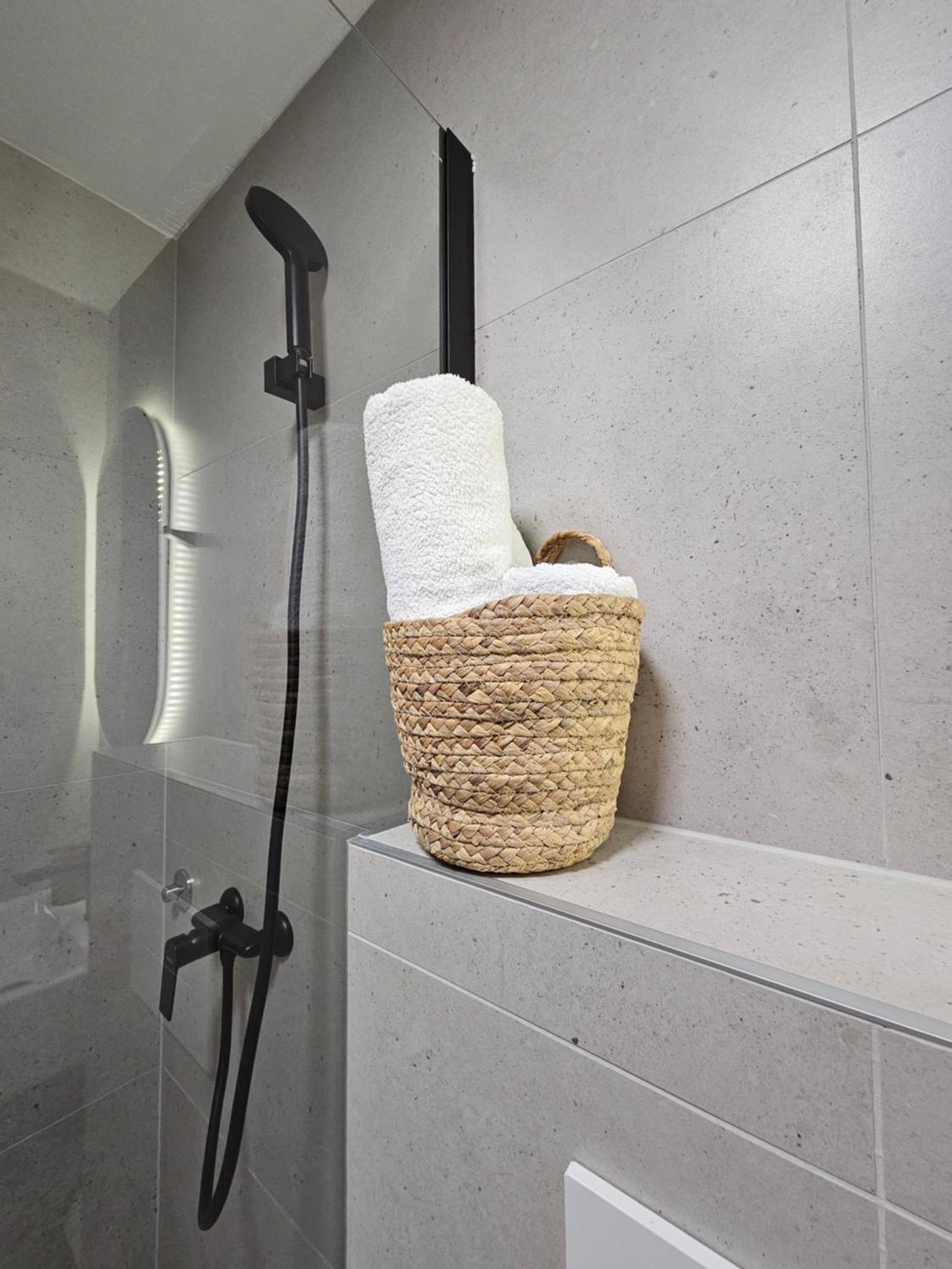 Lendas Studio Apartment Baška Voda المظهر الخارجي الصورة