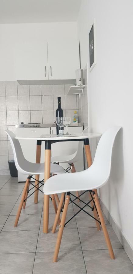 Lendas Studio Apartment Baška Voda المظهر الخارجي الصورة